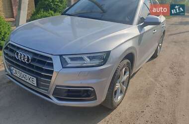 Позашляховик / Кросовер Audi Q5 2017 в Кам'янці