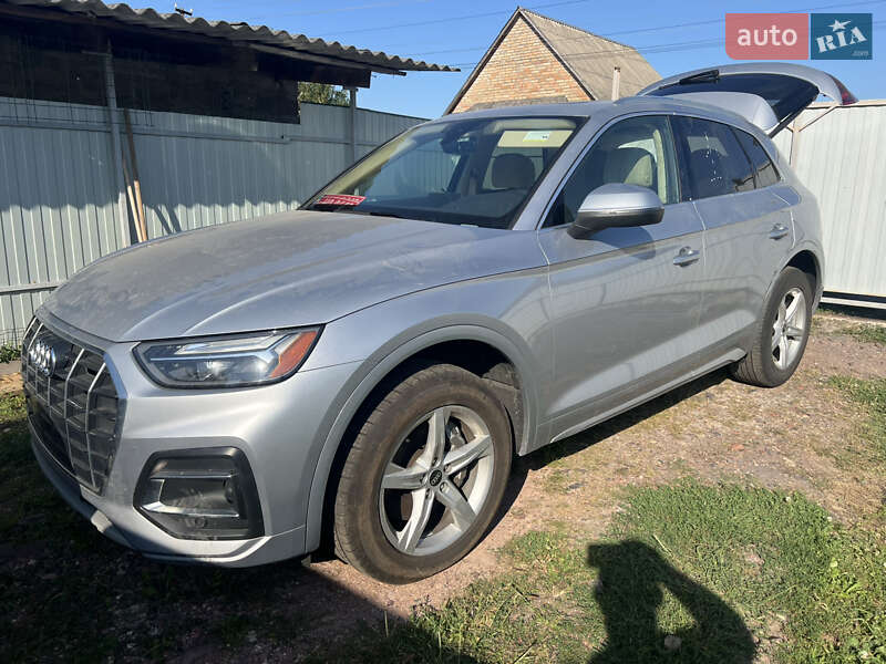 Внедорожник / Кроссовер Audi Q5 2021 в Нововолынске