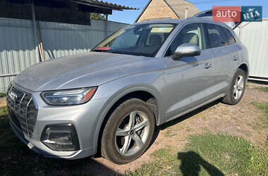 Внедорожник / Кроссовер Audi Q5 2021 в 