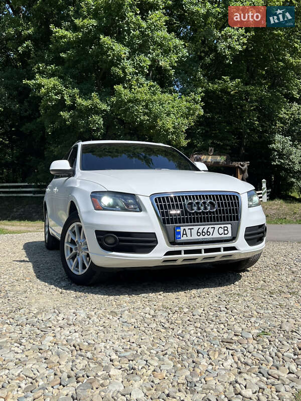 Внедорожник / Кроссовер Audi Q5 2011 в Ивано-Франковске