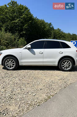 Внедорожник / Кроссовер Audi Q5 2011 в 