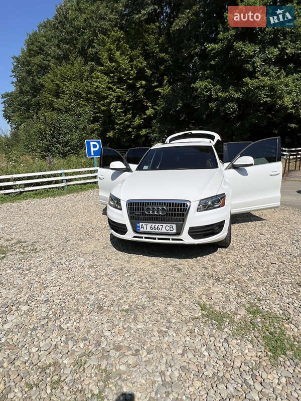 Внедорожник / Кроссовер Audi Q5 2011 в Ивано-Франковске