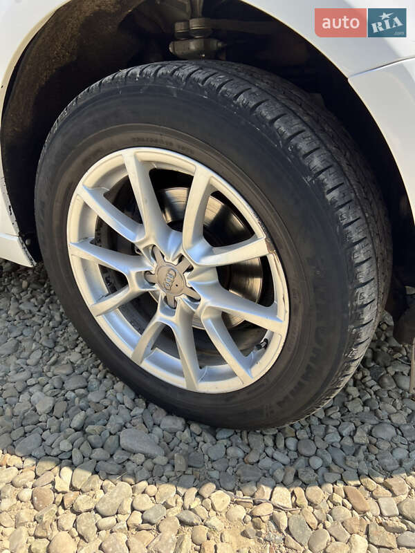 Внедорожник / Кроссовер Audi Q5 2011 в Ивано-Франковске
