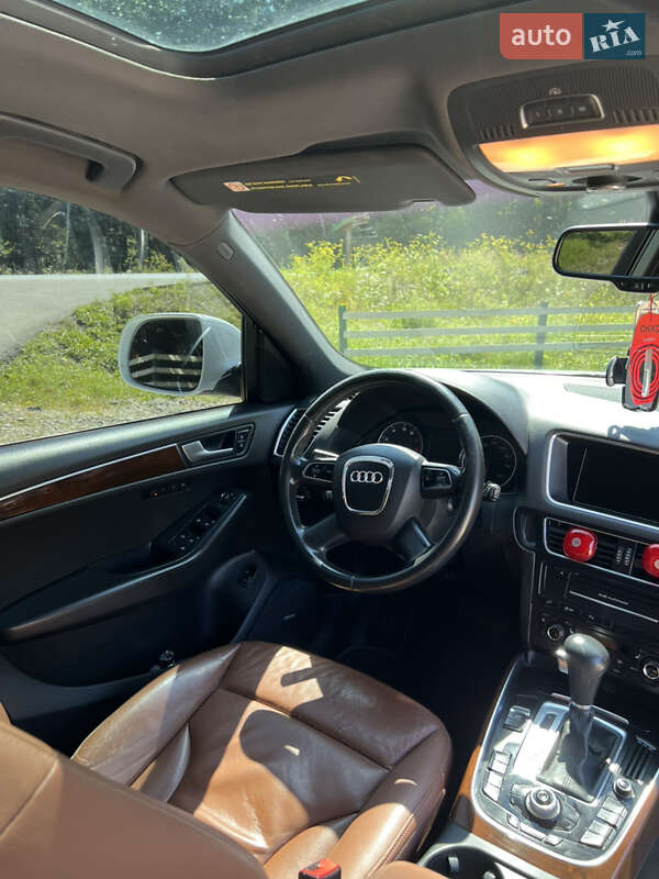 Внедорожник / Кроссовер Audi Q5 2011 в Ивано-Франковске