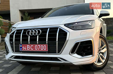 Внедорожник / Кроссовер Audi Q5 2022 в 