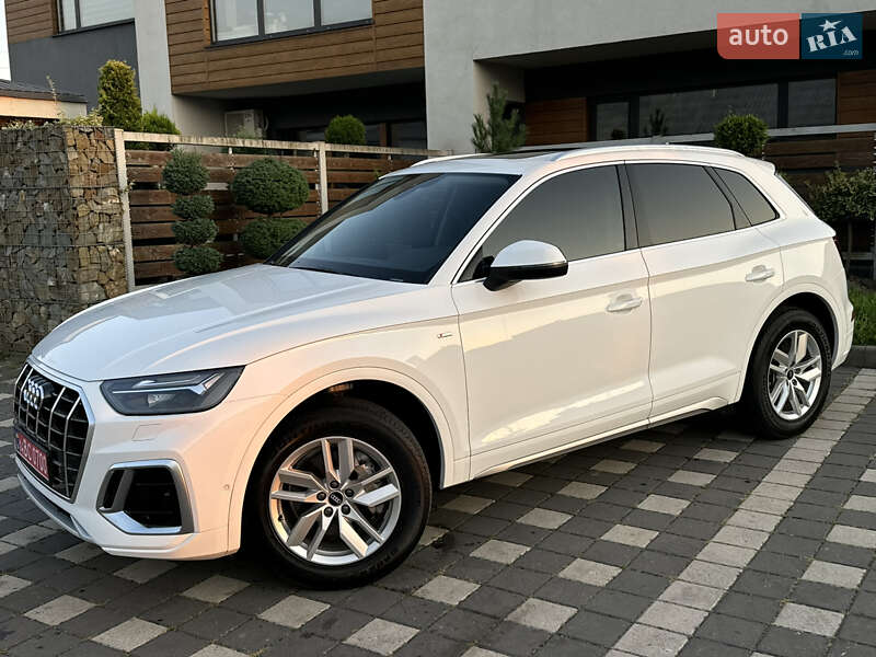 Внедорожник / Кроссовер Audi Q5 2022 в Стрые