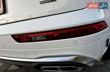 Внедорожник / Кроссовер Audi Q5 2022 в 