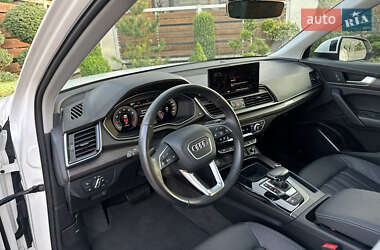 Внедорожник / Кроссовер Audi Q5 2022 в 