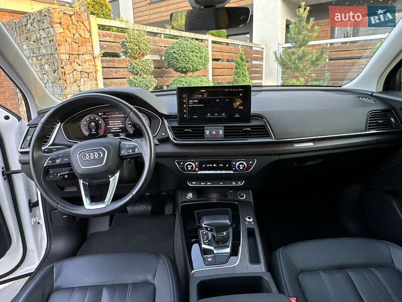 Внедорожник / Кроссовер Audi Q5 2022 в Стрые
