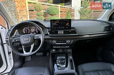 Внедорожник / Кроссовер Audi Q5 2022 в 