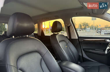 Внедорожник / Кроссовер Audi Q5 2013 в 