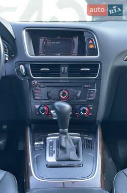Внедорожник / Кроссовер Audi Q5 2012 в 
