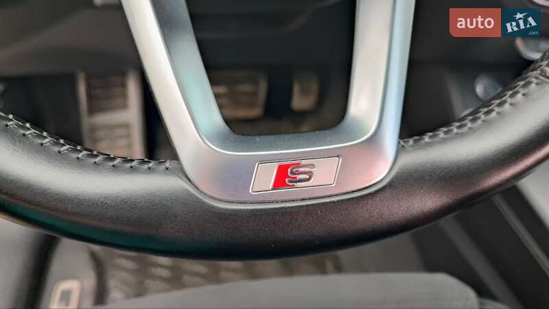 Внедорожник / Кроссовер Audi Q5 2017 в Дрогобыче