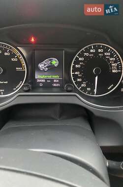 Внедорожник / Кроссовер Audi Q5 2012 в 