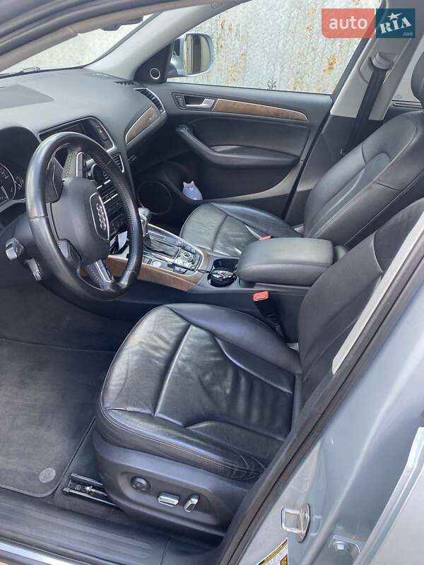Внедорожник / Кроссовер Audi Q5 2012 в Одессе