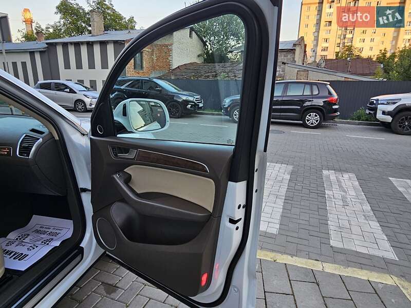 Внедорожник / Кроссовер Audi Q5 2015 в Львове