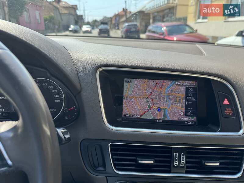 Внедорожник / Кроссовер Audi Q5 2015 в Мукачево