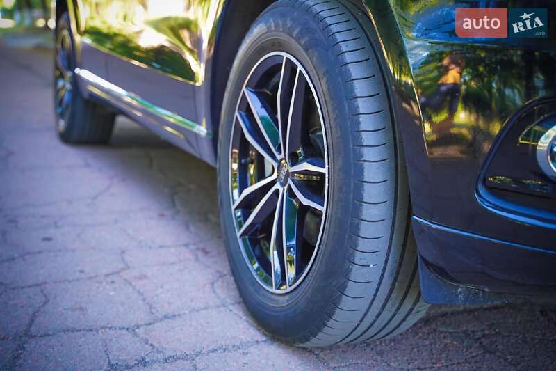Внедорожник / Кроссовер Audi Q5 2014 в Первомайске