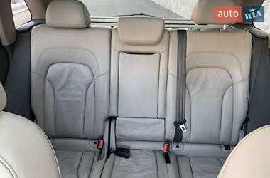 Внедорожник / Кроссовер Audi Q5 2011 в 