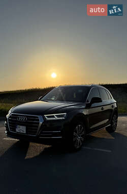 Внедорожник / Кроссовер Audi Q5 2017 в Ровно