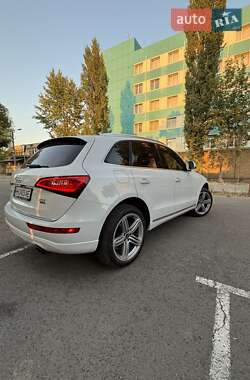 Внедорожник / Кроссовер Audi Q5 2016 в 