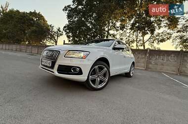 Внедорожник / Кроссовер Audi Q5 2016 в 