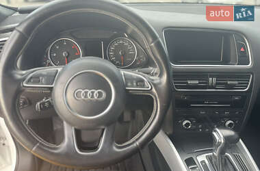 Внедорожник / Кроссовер Audi Q5 2015 в 
