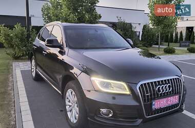 Внедорожник / Кроссовер Audi Q5 2015 в 