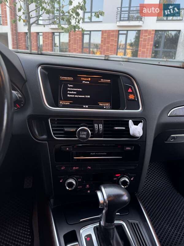 Внедорожник / Кроссовер Audi Q5 2016 в Самборе