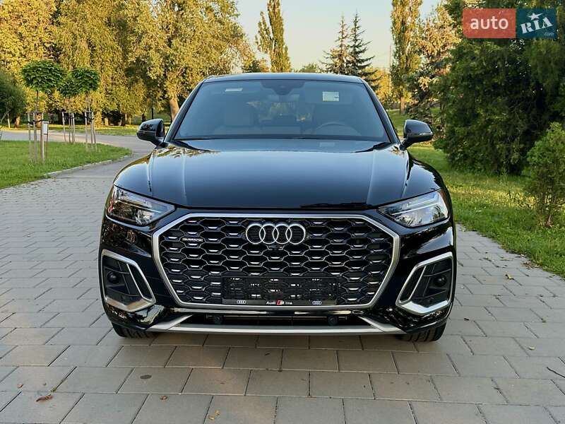 Внедорожник / Кроссовер Audi Q5 2022 в Киеве