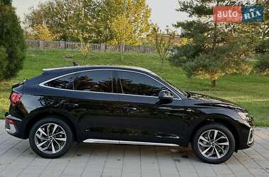 Внедорожник / Кроссовер Audi Q5 2022 в 
