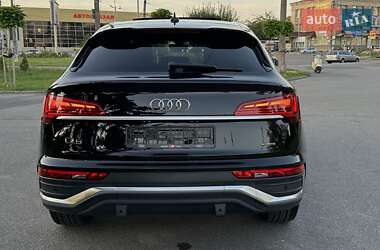 Внедорожник / Кроссовер Audi Q5 2022 в 