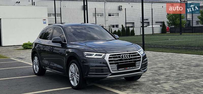 Внедорожник / Кроссовер Audi Q5 2018 в Мукачево