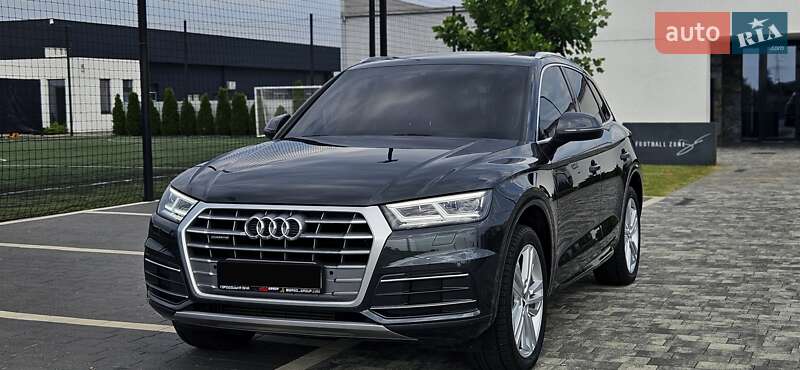 Внедорожник / Кроссовер Audi Q5 2018 в Мукачево