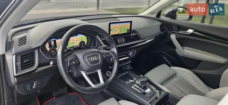 Внедорожник / Кроссовер Audi Q5 2018 в Мукачево