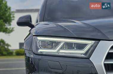 Внедорожник / Кроссовер Audi Q5 2018 в 