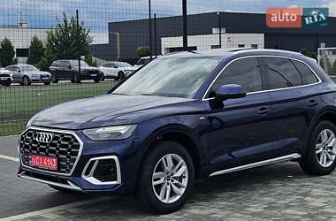 Внедорожник / Кроссовер Audi Q5 2022 в 