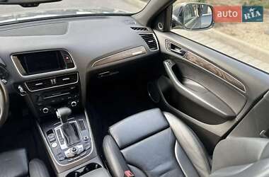 Внедорожник / Кроссовер Audi Q5 2015 в 