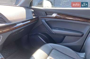 Внедорожник / Кроссовер Audi Q5 2019 в 