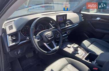 Внедорожник / Кроссовер Audi Q5 2019 в 