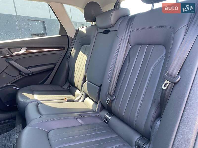 Внедорожник / Кроссовер Audi Q5 2019 в Львове