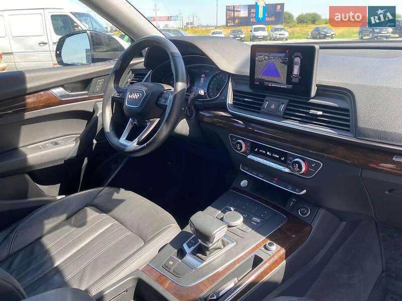 Внедорожник / Кроссовер Audi Q5 2019 в Львове