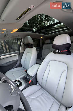 Внедорожник / Кроссовер Audi Q5 2016 в 