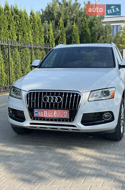Внедорожник / Кроссовер Audi Q5 2016 в 