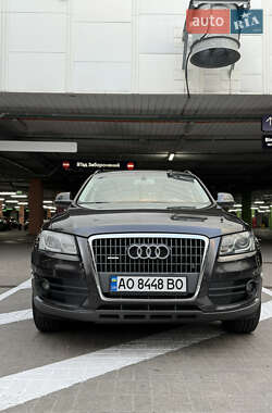Внедорожник / Кроссовер Audi Q5 2010 в 