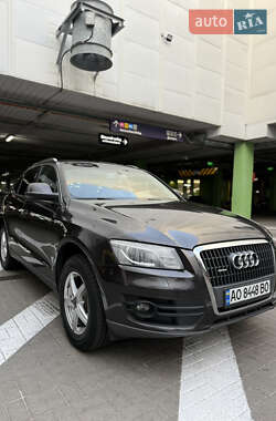 Внедорожник / Кроссовер Audi Q5 2010 в 