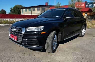Внедорожник / Кроссовер Audi Q5 2018 в 