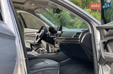 Внедорожник / Кроссовер Audi Q5 2021 в 