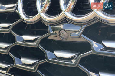 Внедорожник / Кроссовер Audi Q5 2021 в 
