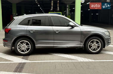 Внедорожник / Кроссовер Audi Q5 2013 в 